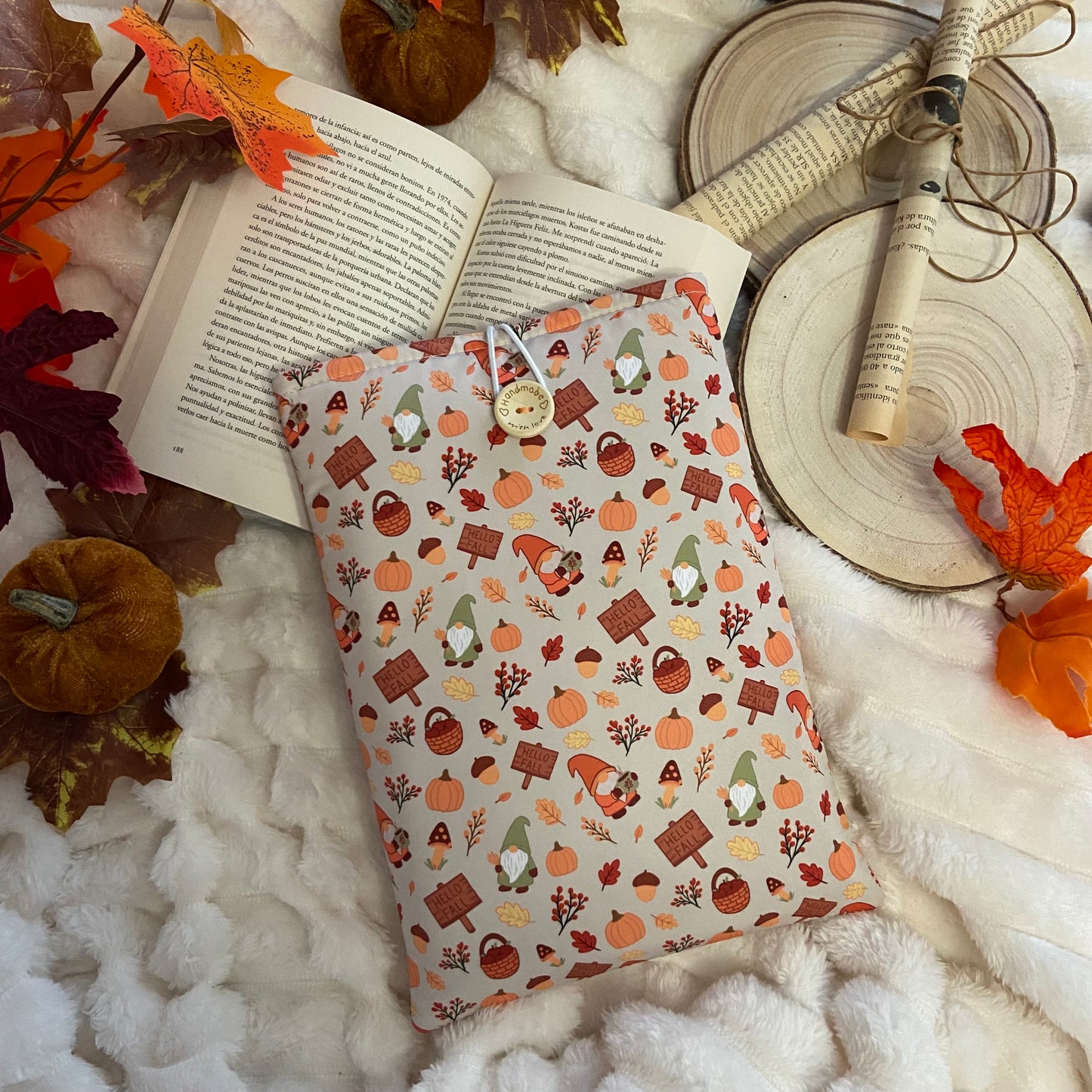 Funda literaria gnomos hello fall