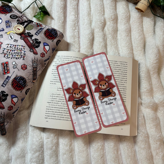 Marcapáginas Beary Strange Reader