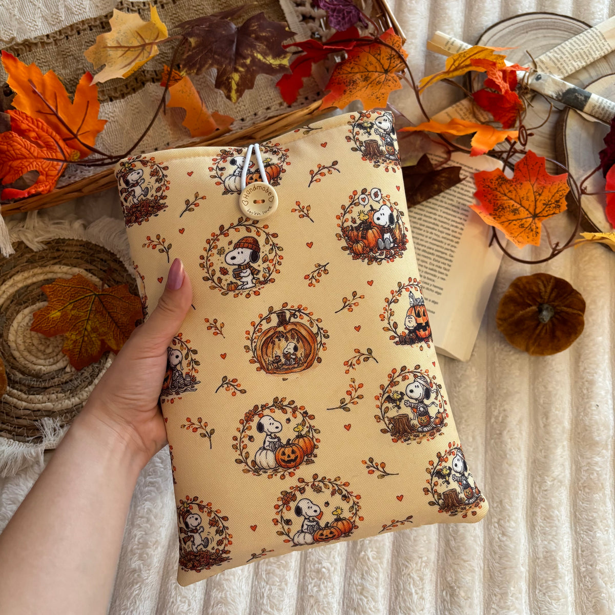 Funda literaria Hello autumn Snoopy impermeable