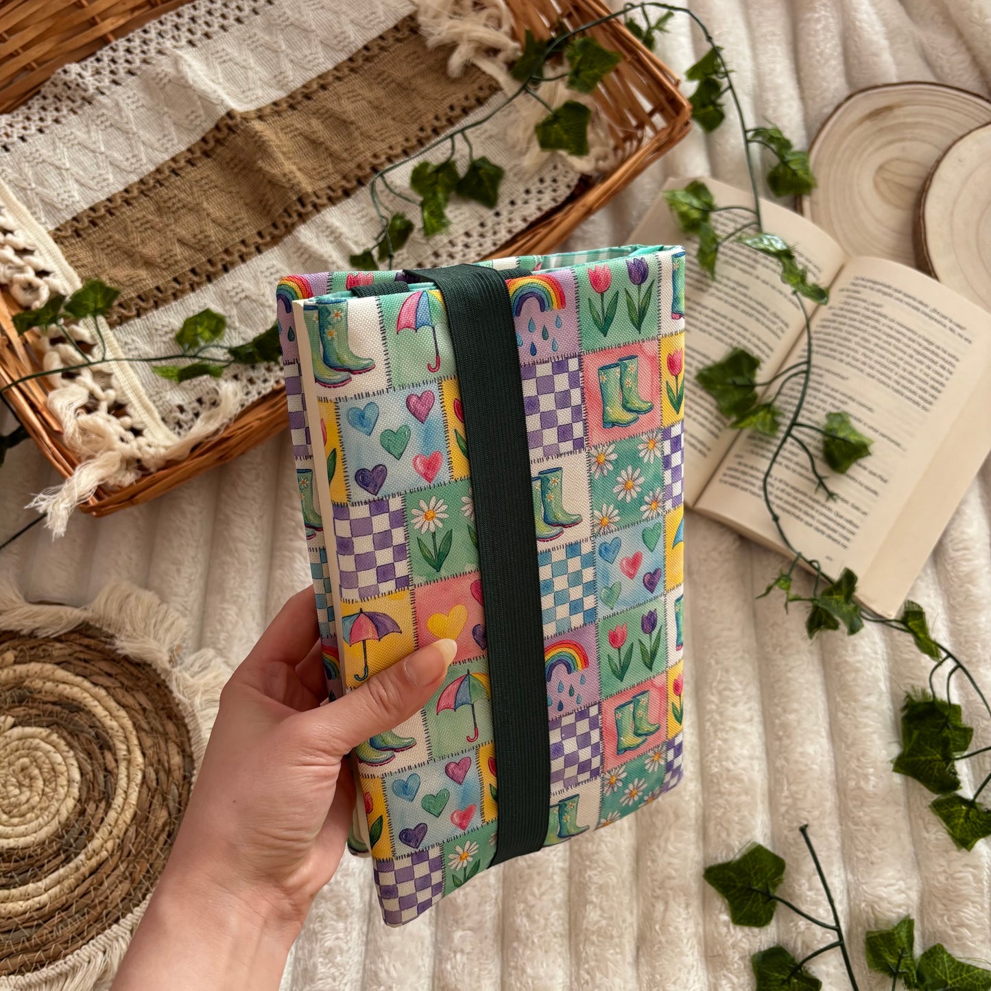 Funda ajustable corazones de Abril impermeable