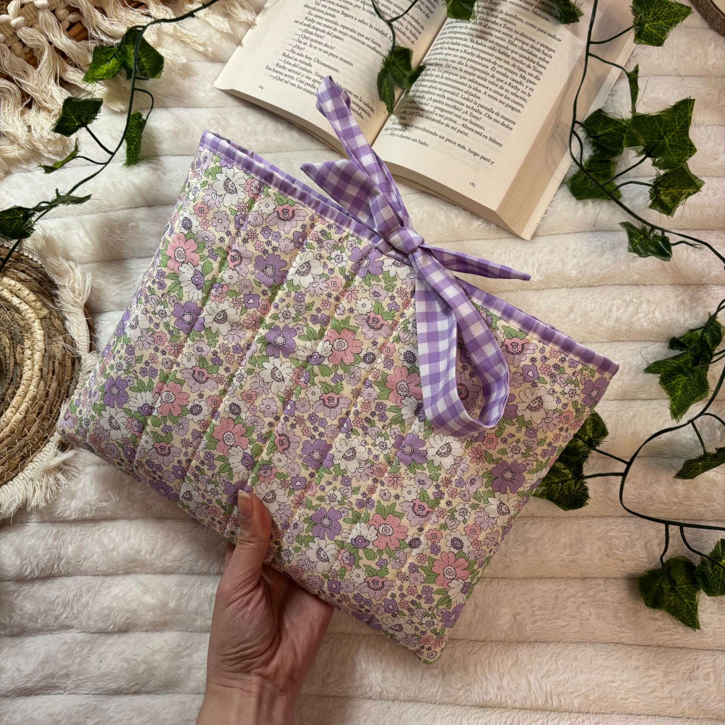 Funda literaria Anastasia