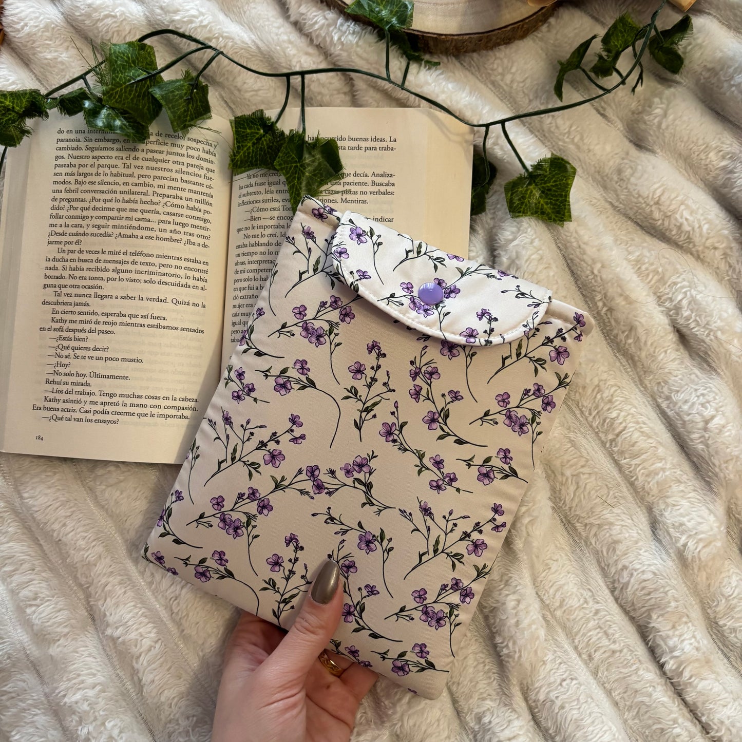 Funda kindle/kobo libra colour Afrodita