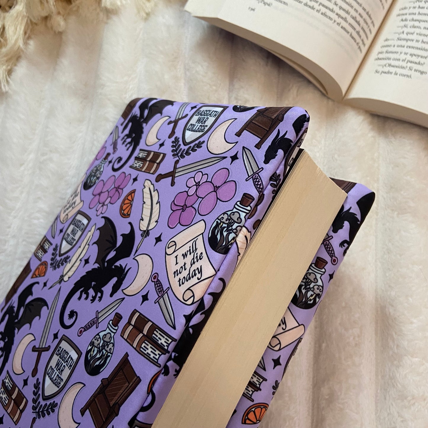 Funda ajustable Basgiath war college