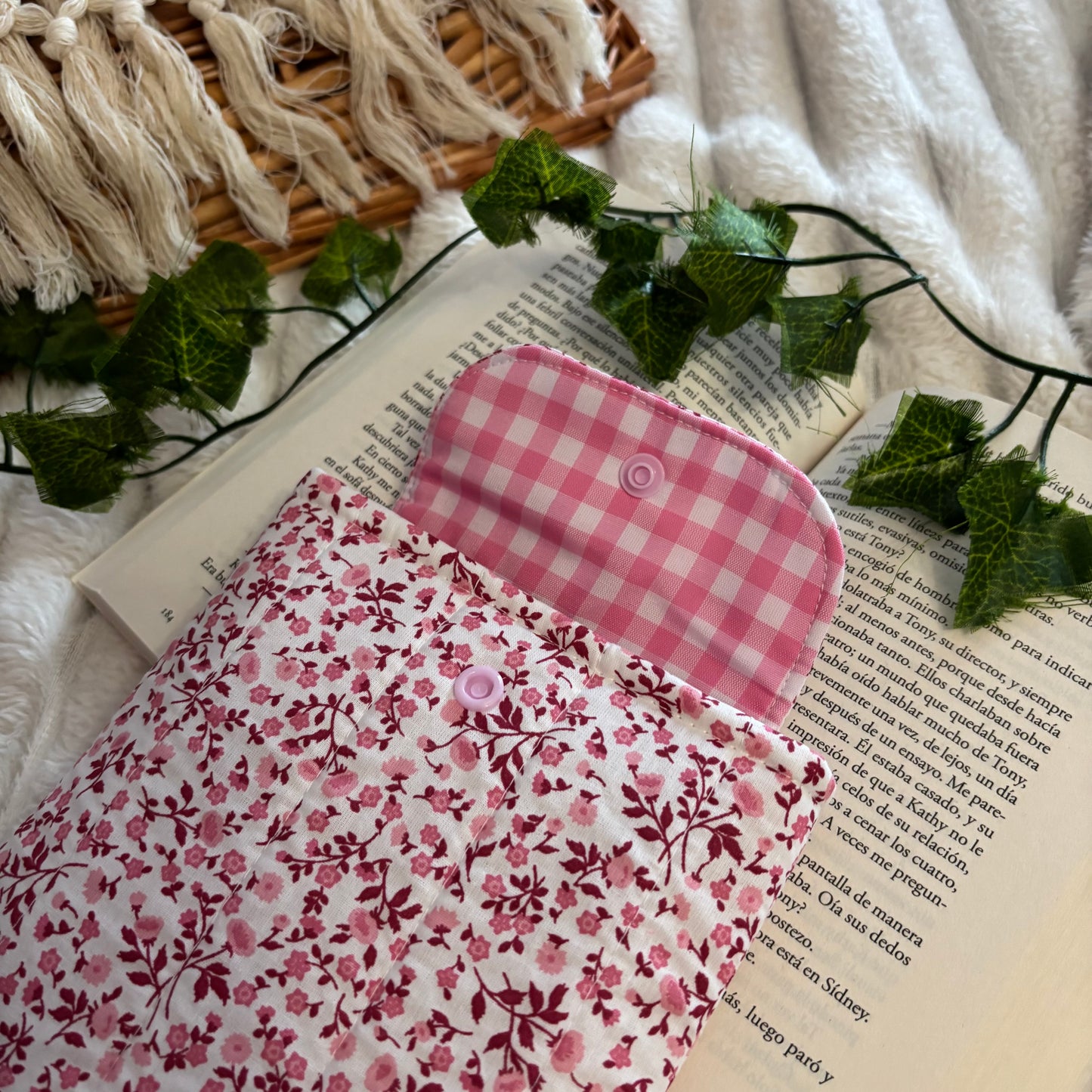 Funda para kindle Scarlett