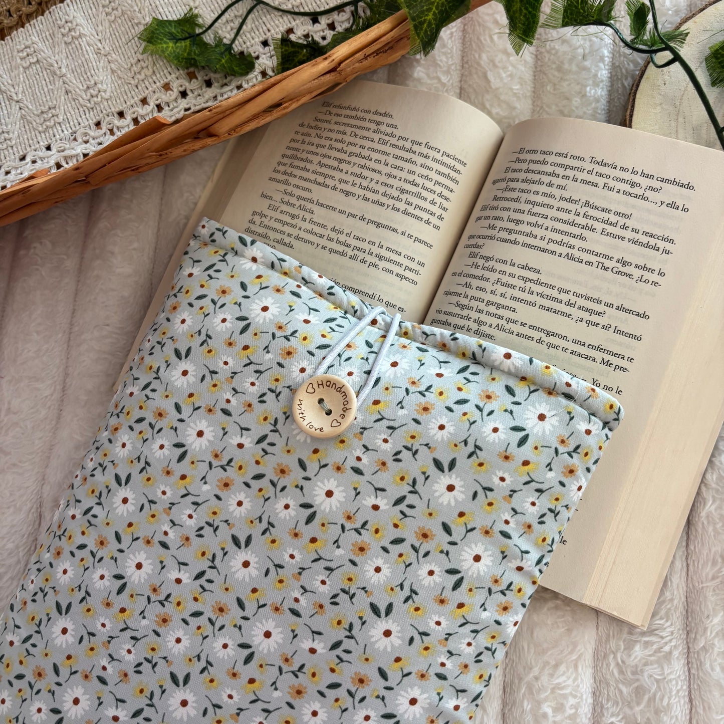 Funda literaria tus margaritas