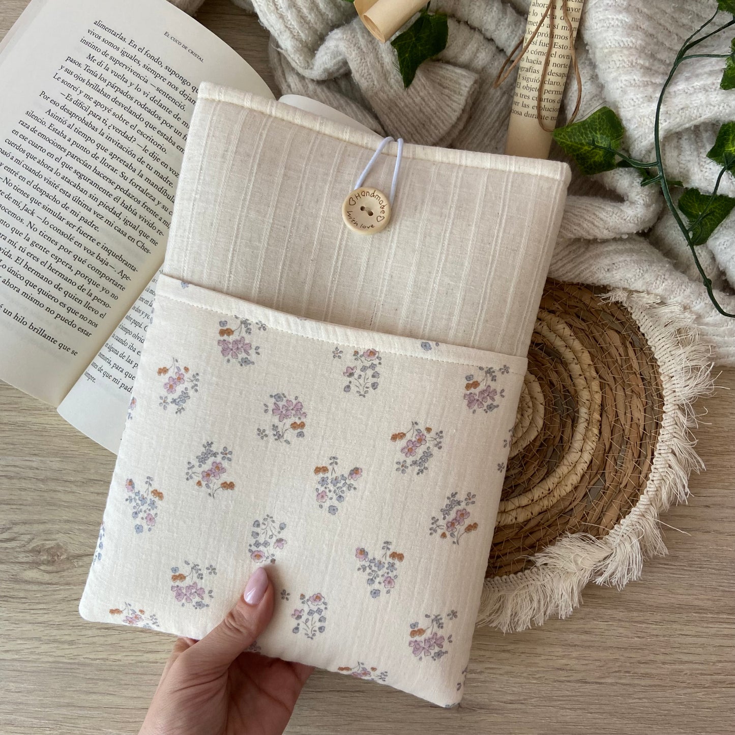Funda literaria Lila con bolsillo