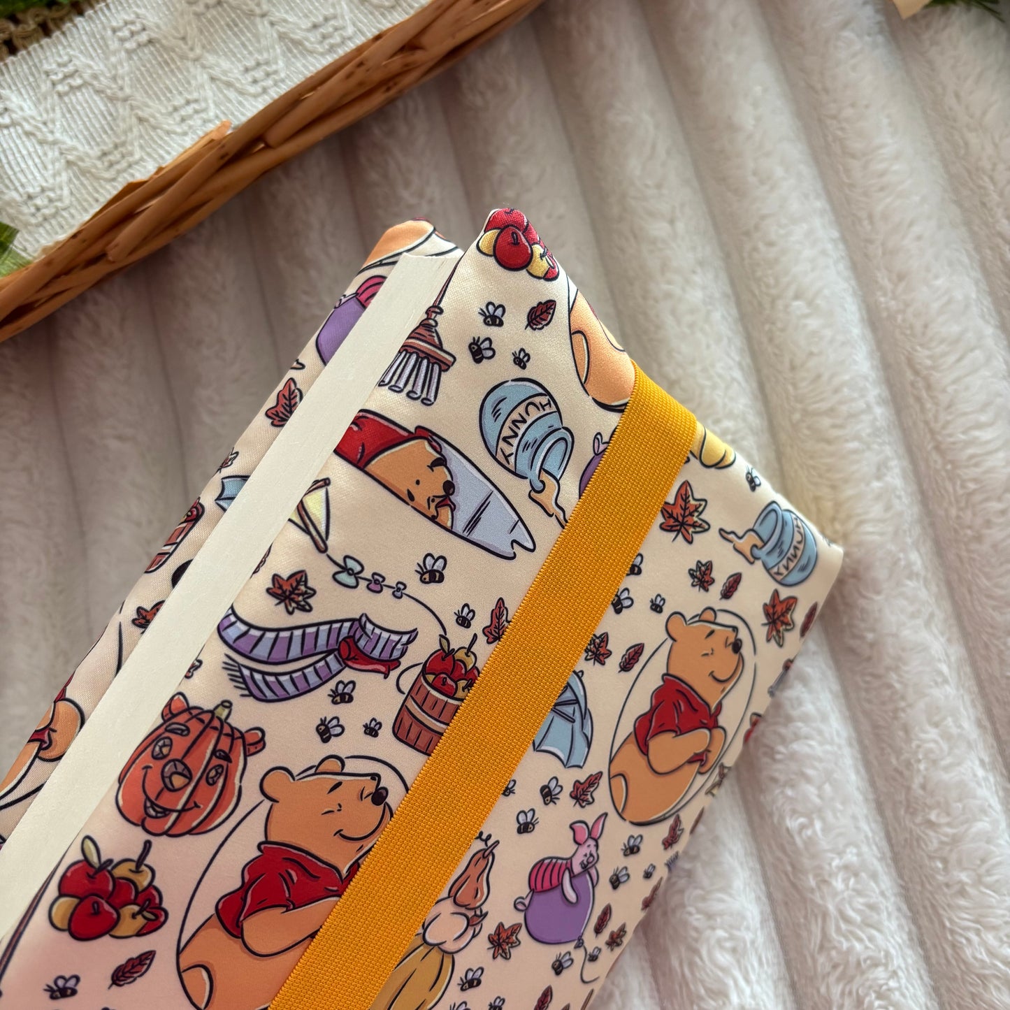Funda ajustable Winnie en otoño