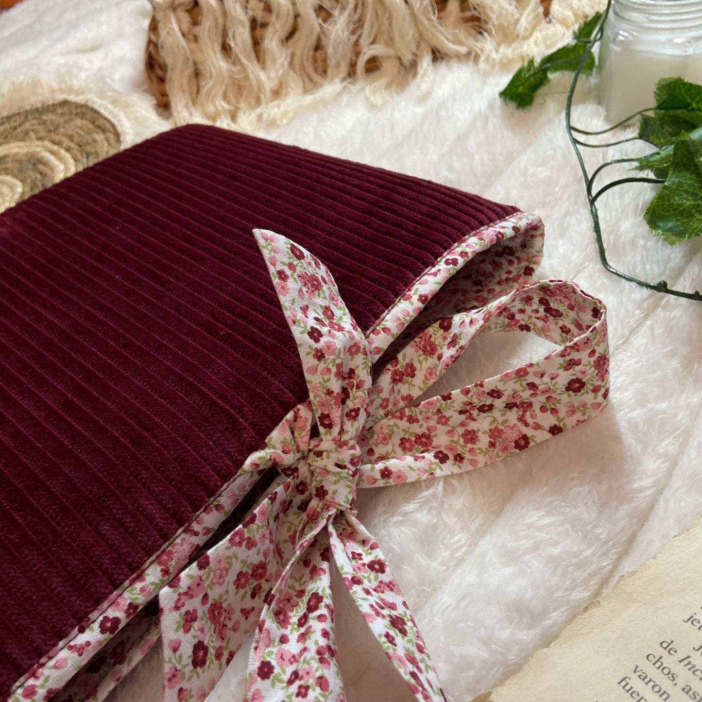 Funda literaria Venecia de pana