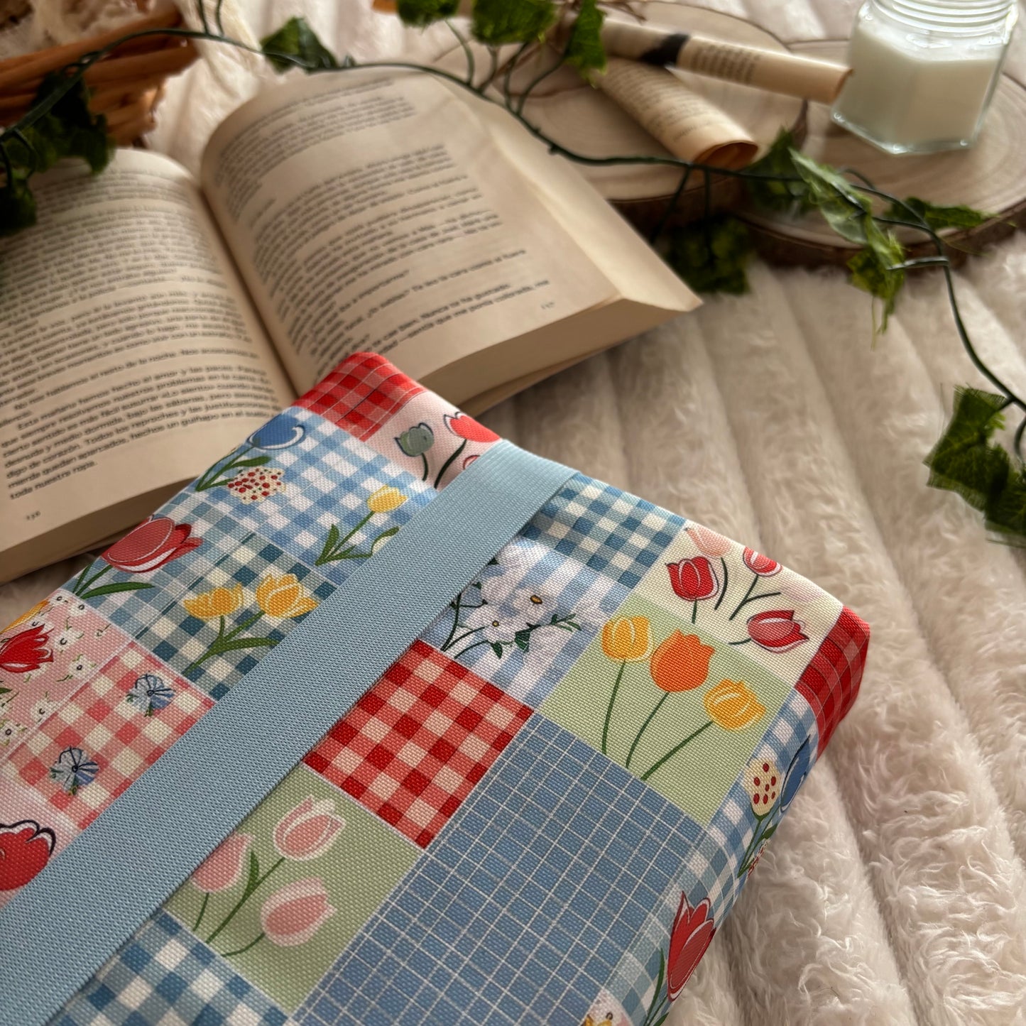 Funda ajustable tulipanes en primavera
