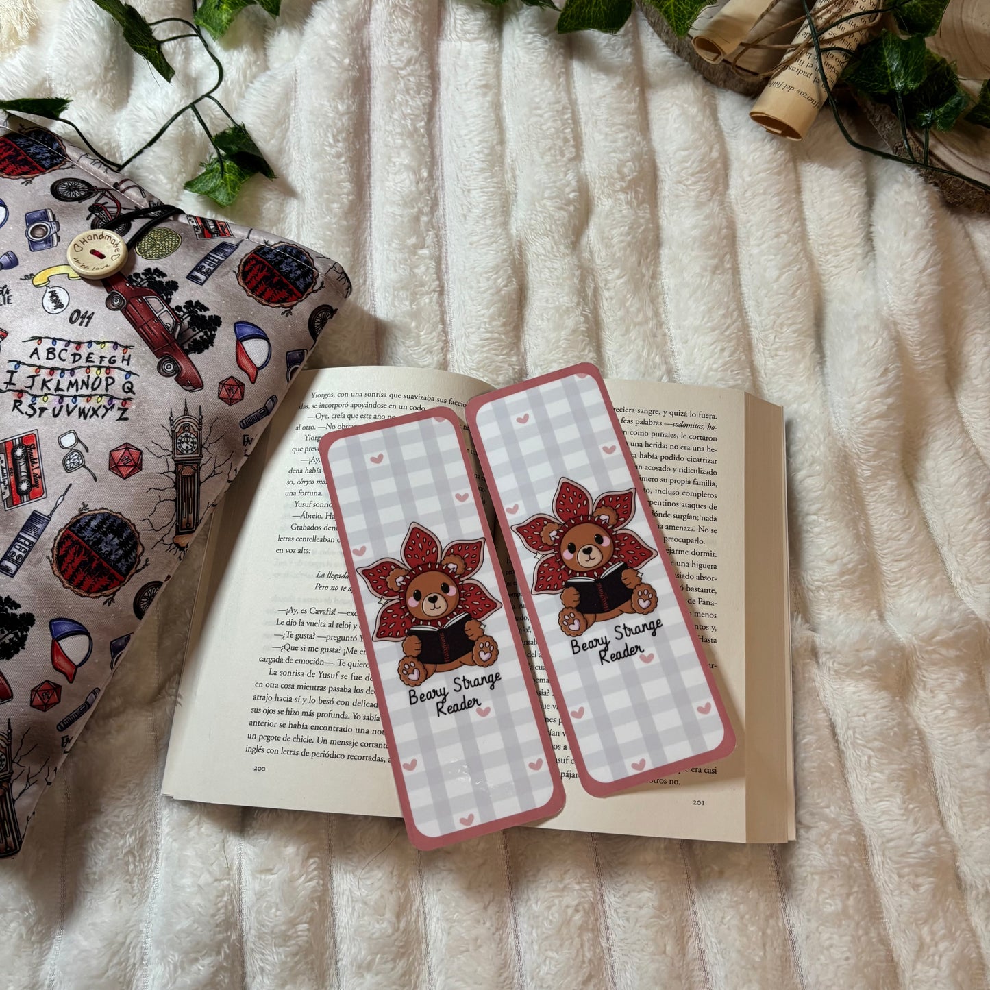Marcapáginas Beary Strange Reader