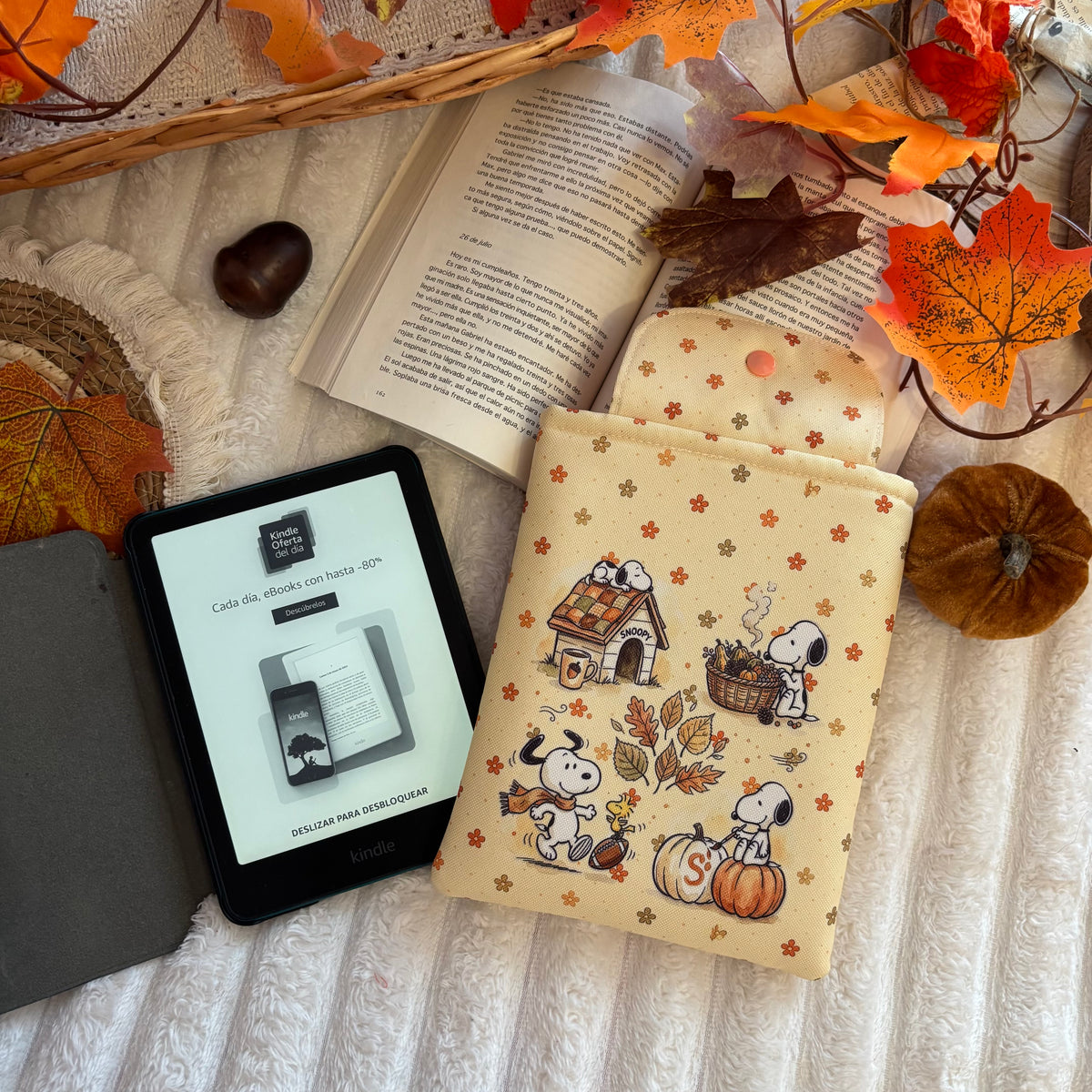 Funda kindle/kobo Hello autumn Snoopy impermeable