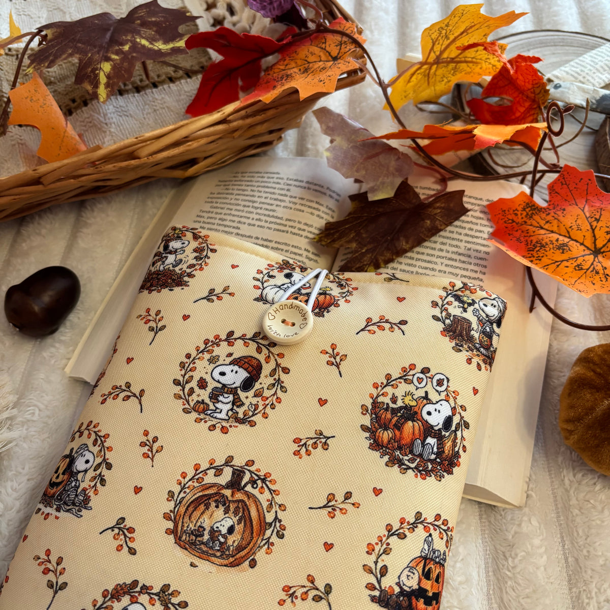 Funda literaria Hello autumn Snoopy impermeable