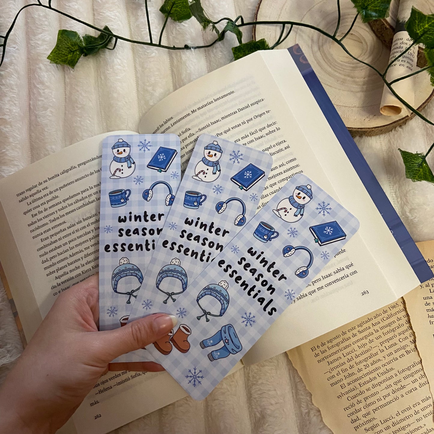 Marcapáginas Winter season essentials