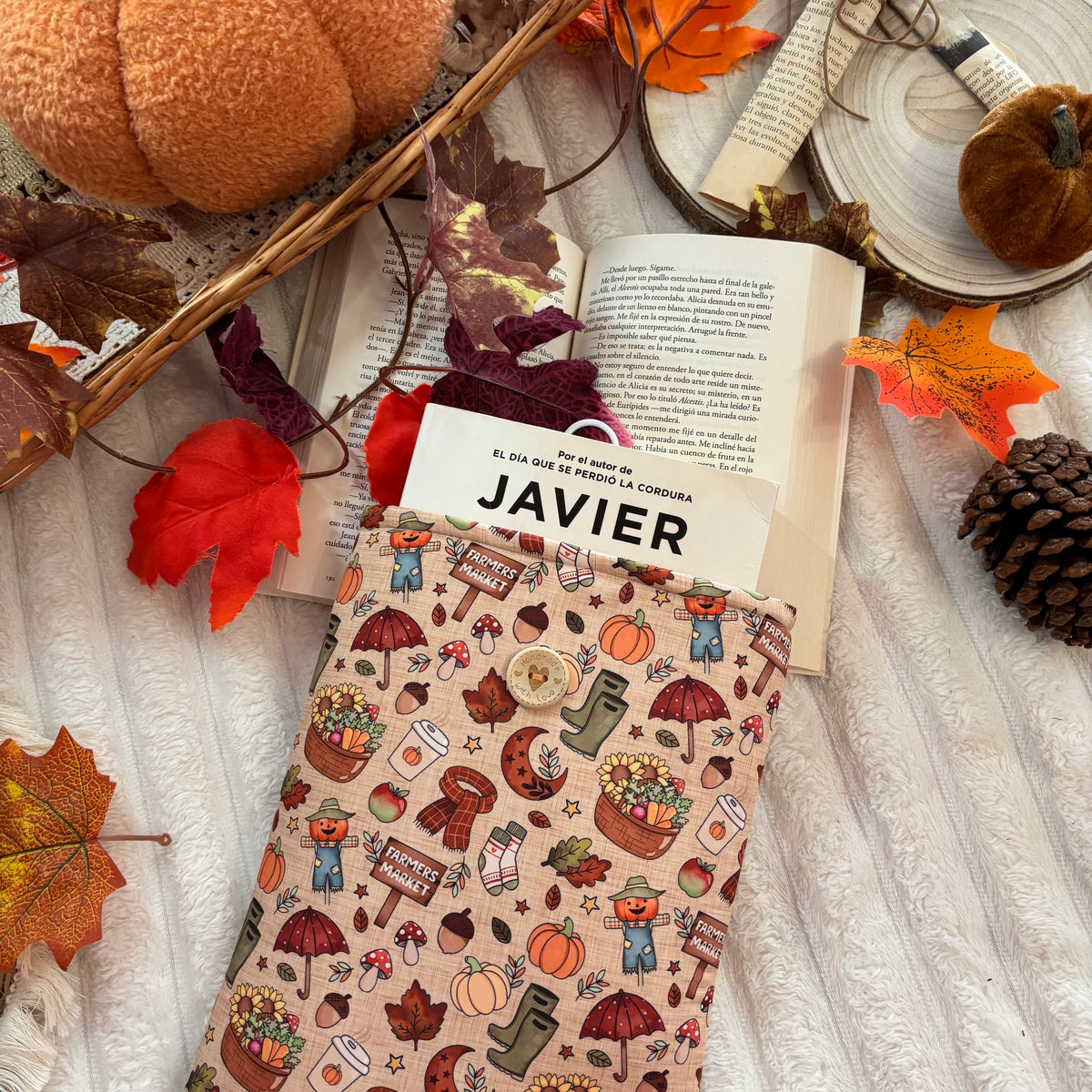 Funda literaria farmer market in autumn
