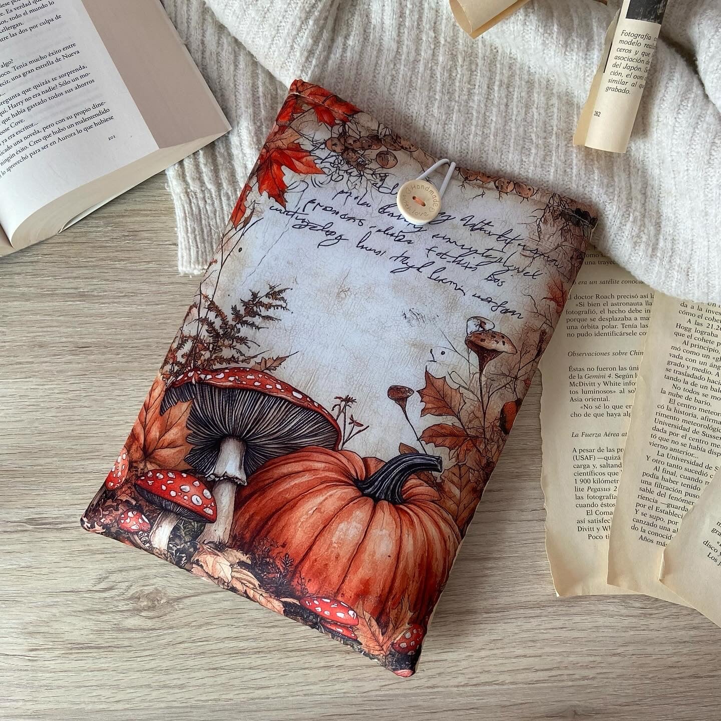 Funda literaria la lluvia en otoño