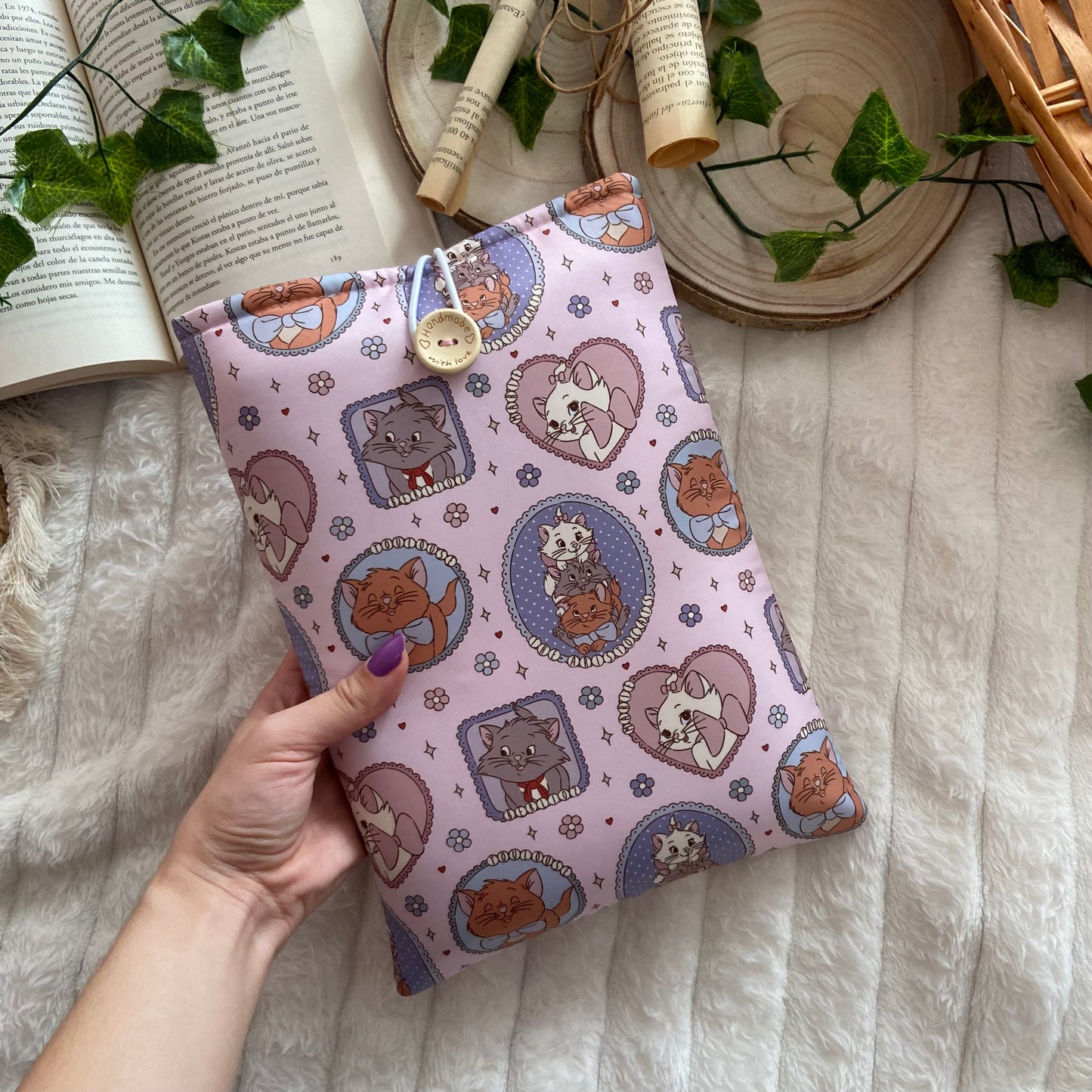 Funda literaria cute Aristogatos