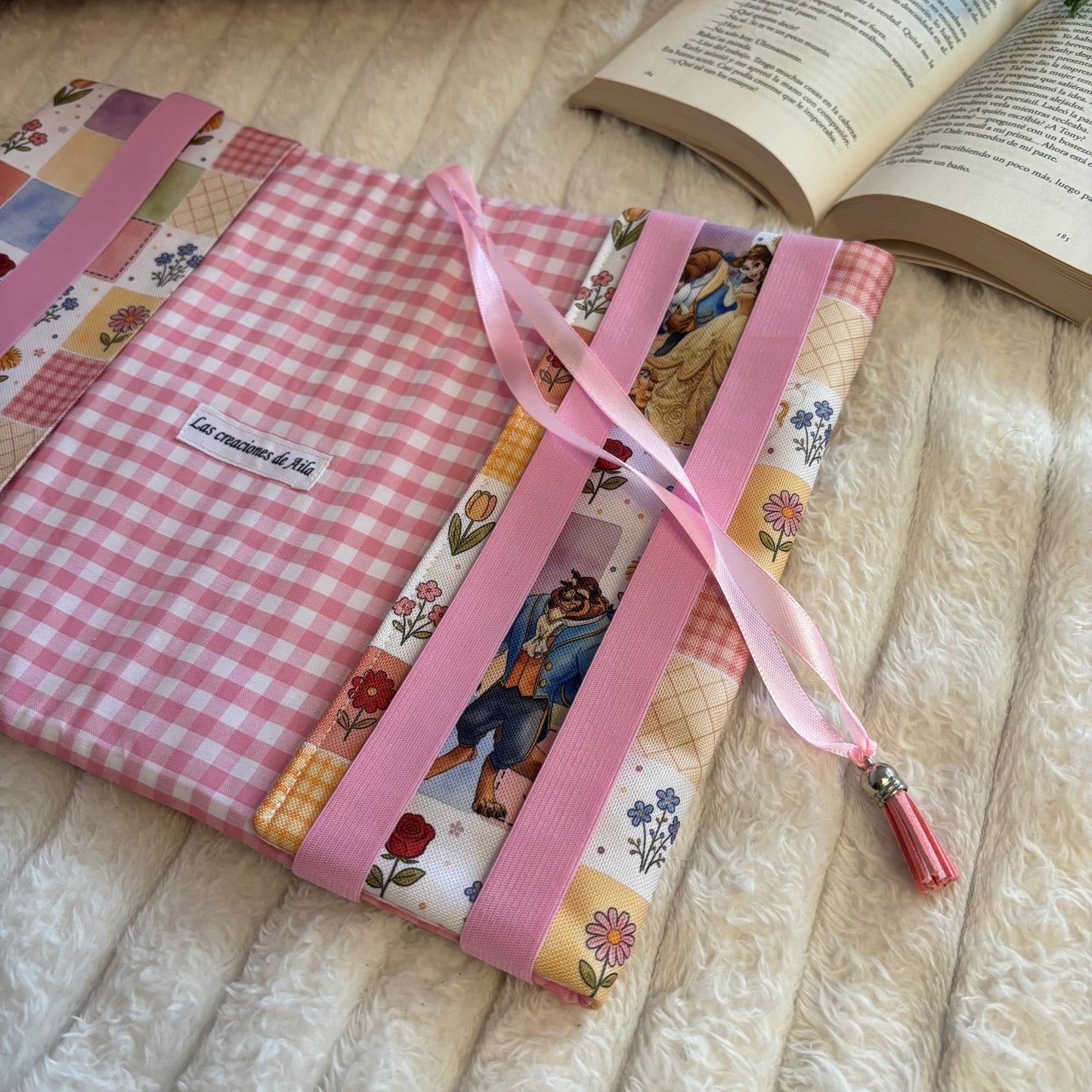 Funda ajustable Bella y Bestia Bloom impermeable