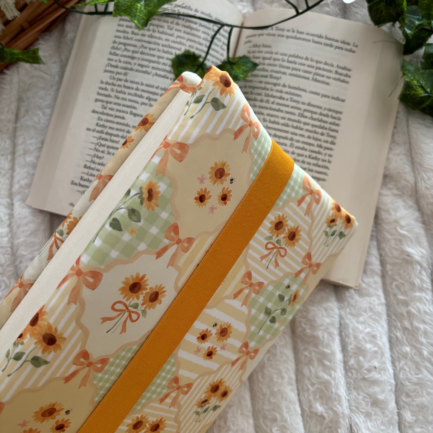 Funda ajustable girasoles en primavera