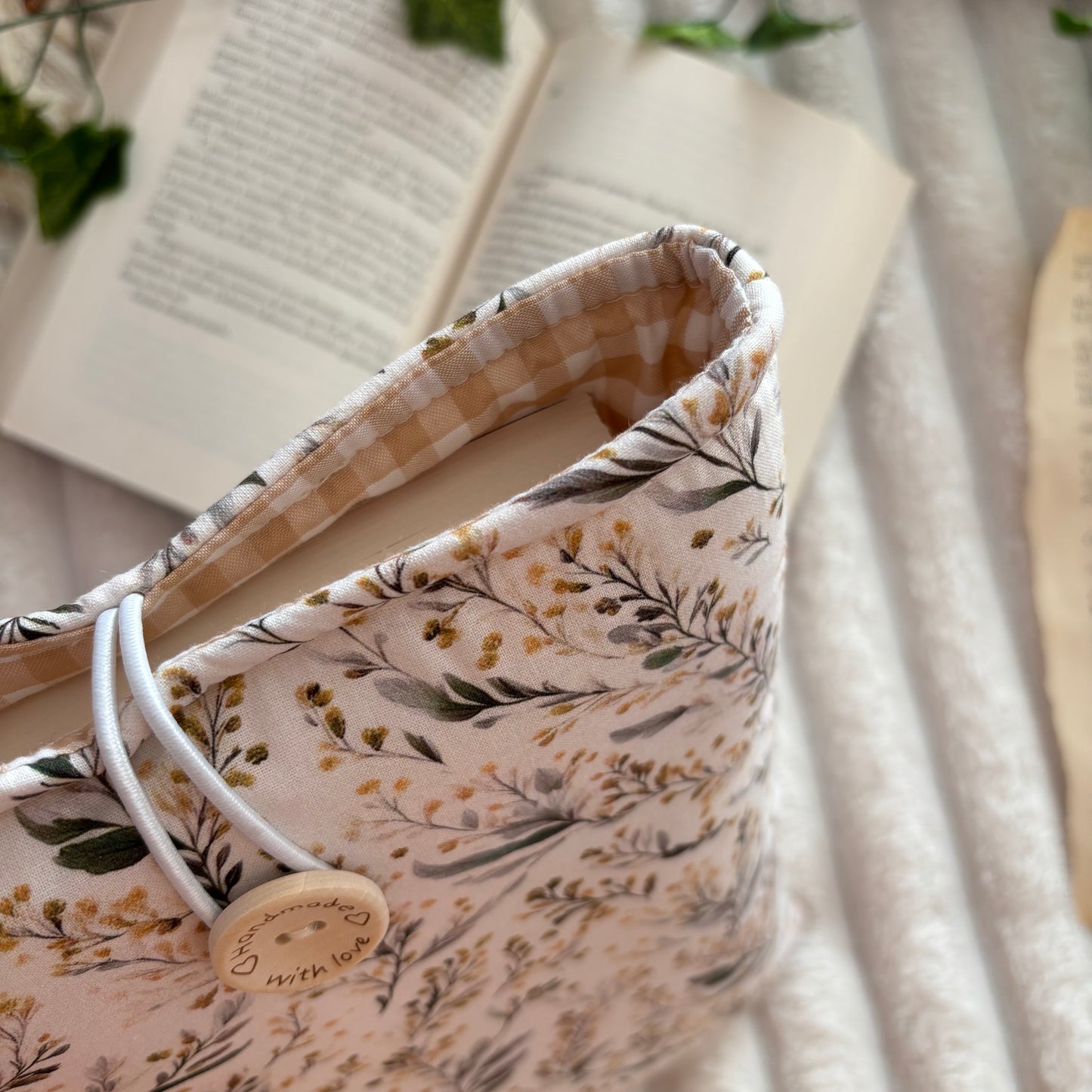 Funda literaria en las plantas