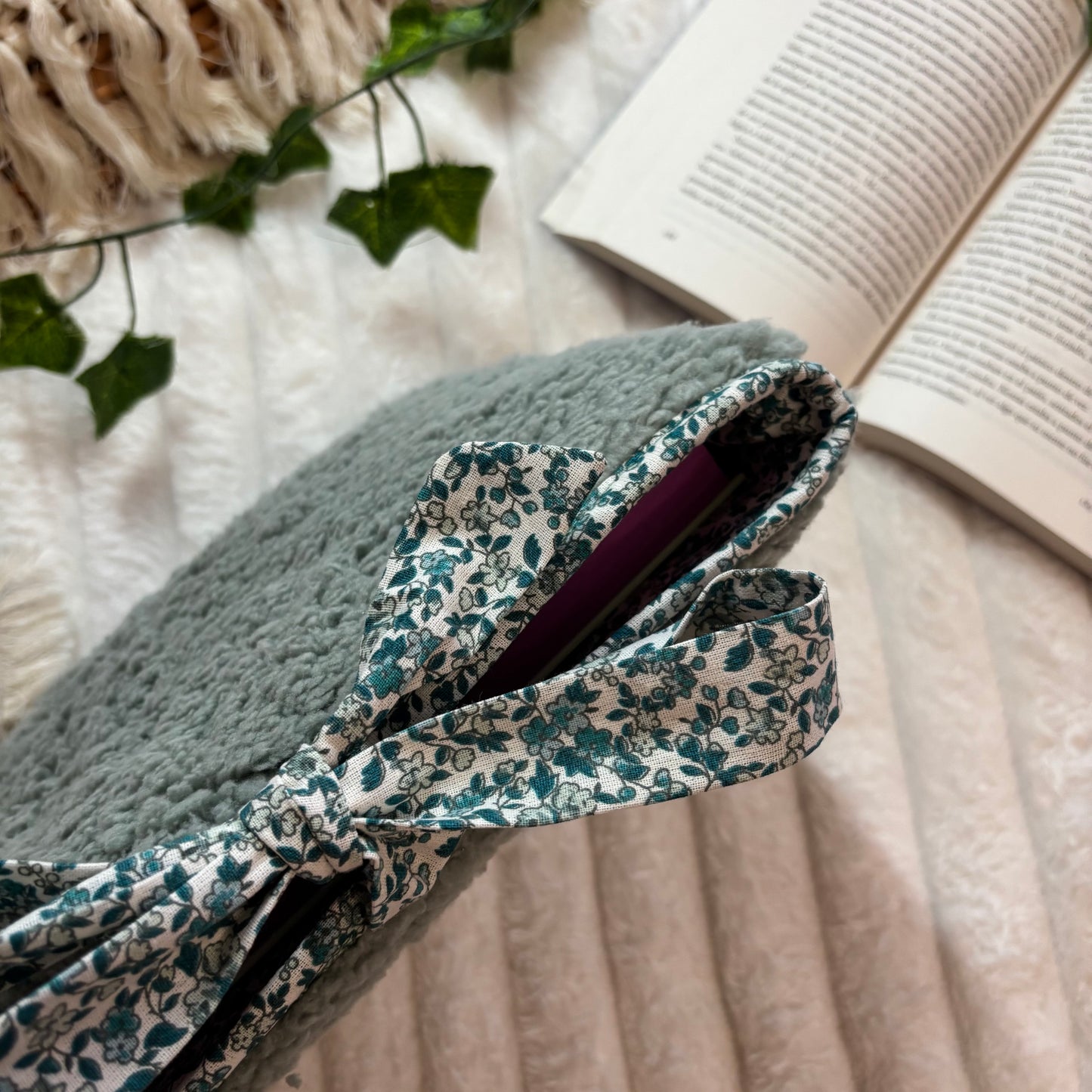 Funda literaria borreguito Cosmo