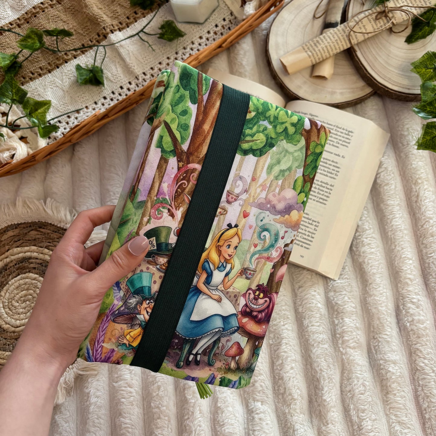 Funda ajustable en el país de las maravillas impermeable