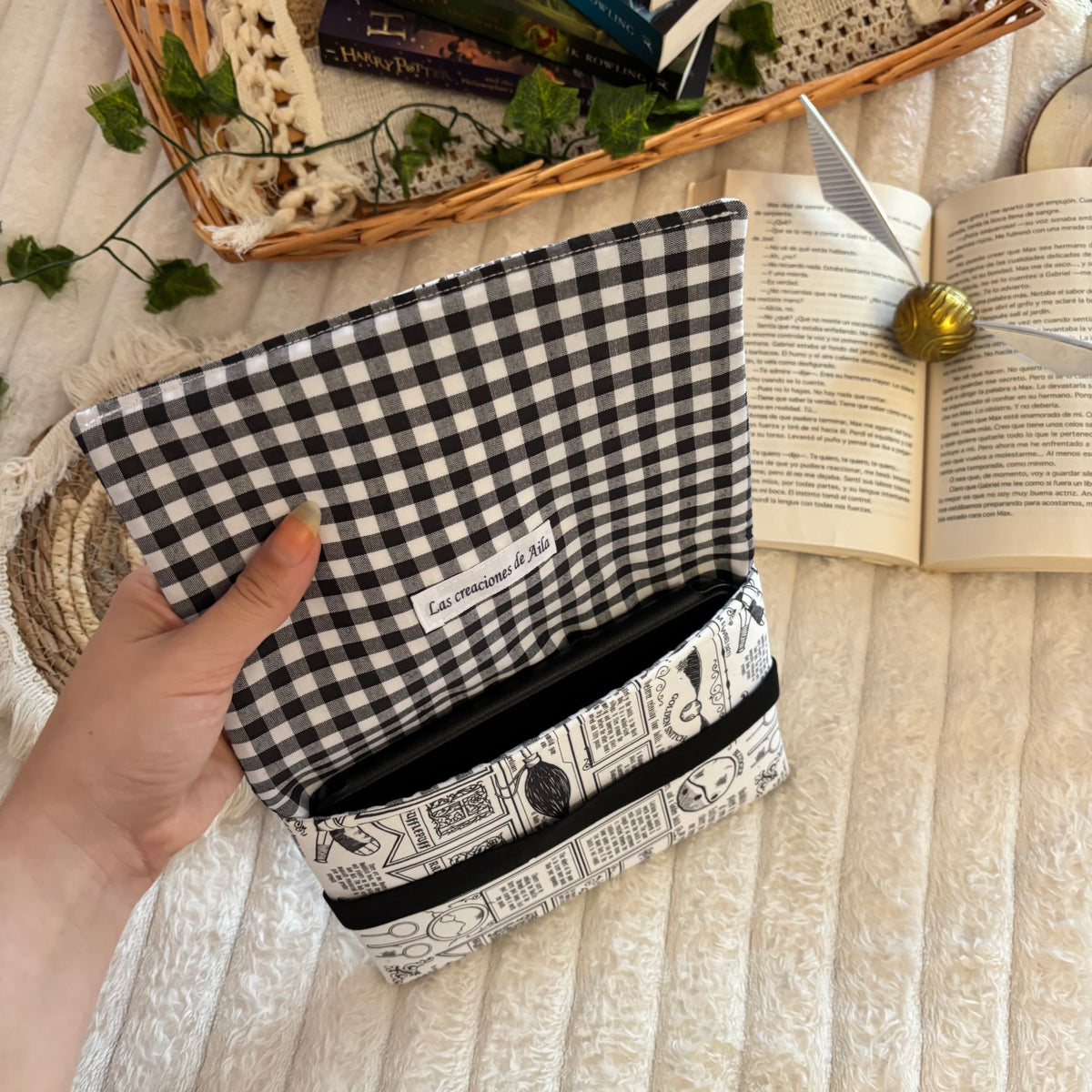 Funda para ebook con solapa Quidditch