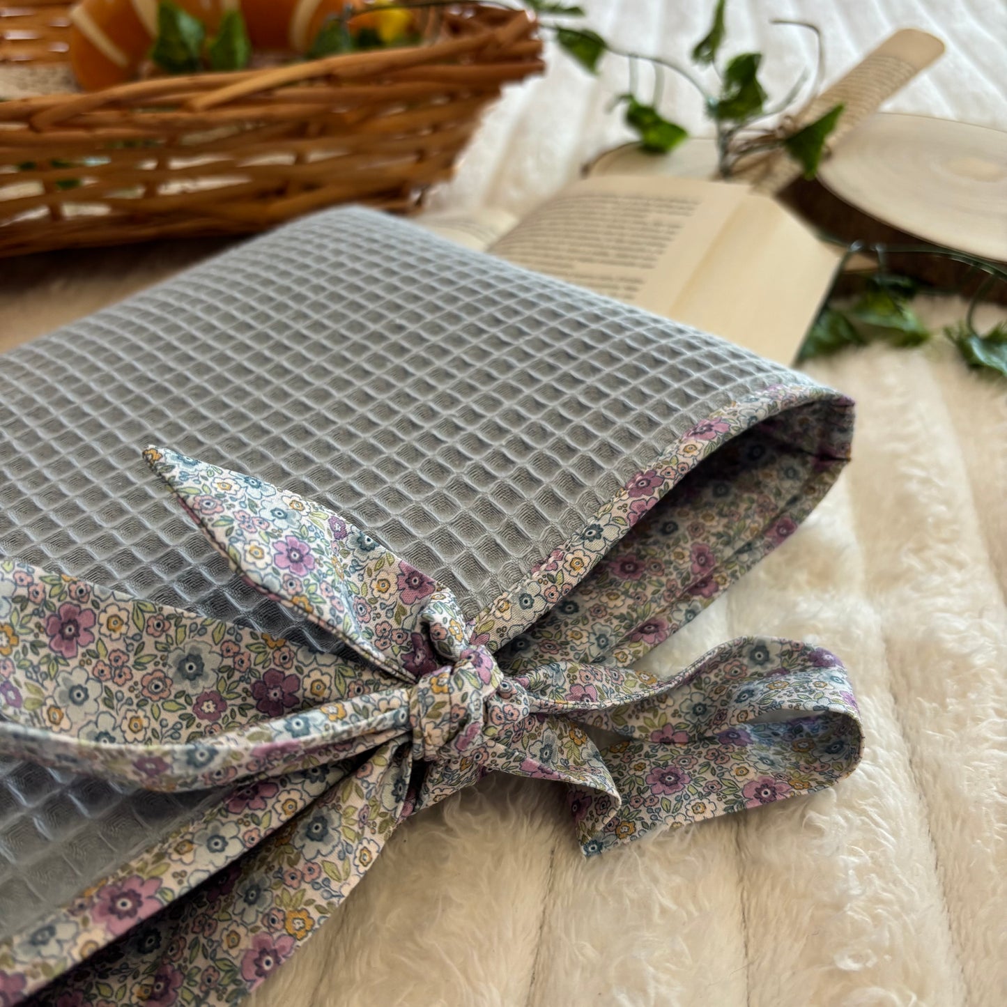 Funda literaria Aura