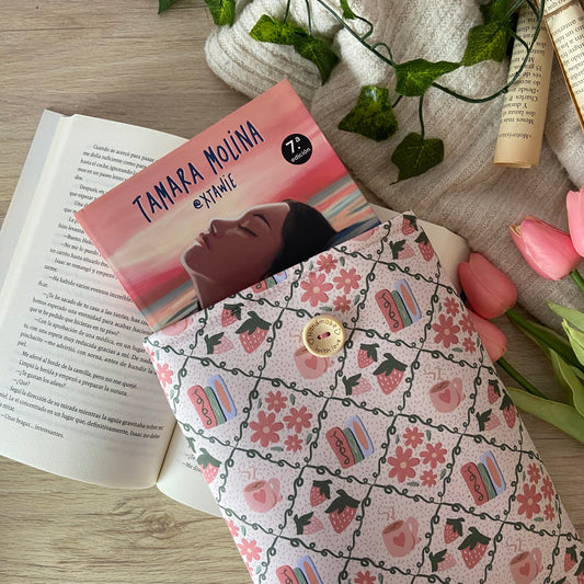 Funda literaria lectura en primavera