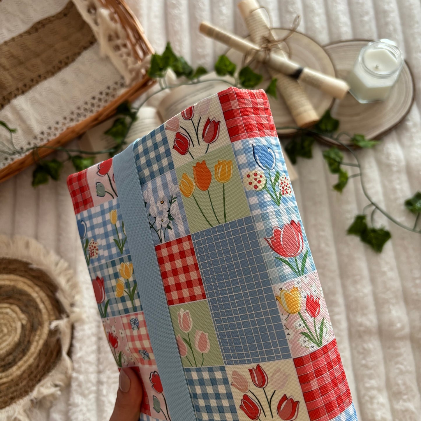 Funda ajustable tulipanes en primavera