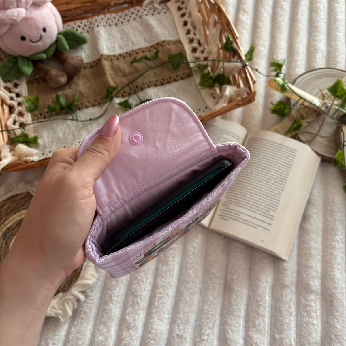Funda kindle/kobo estantería princesas Disney impermeable