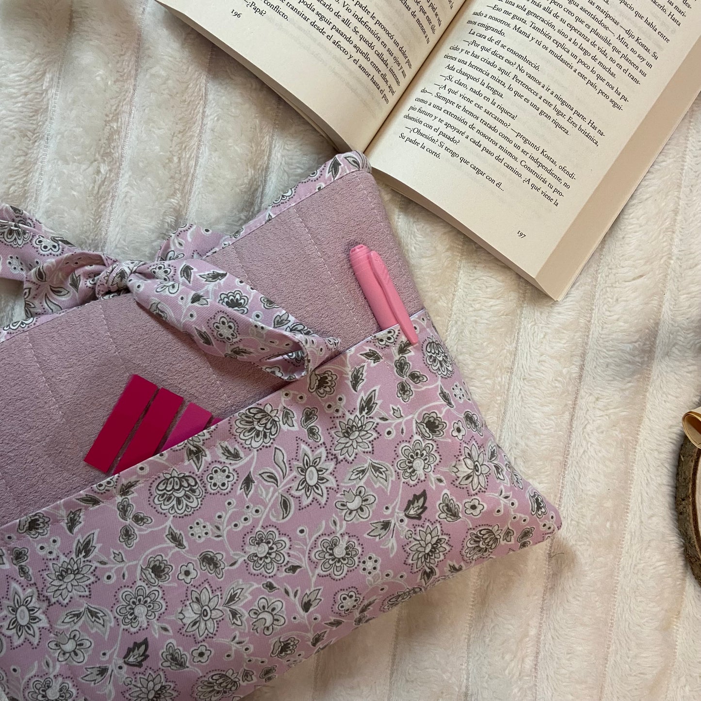 Funda literaria Rosalia con bolsillo acolchada