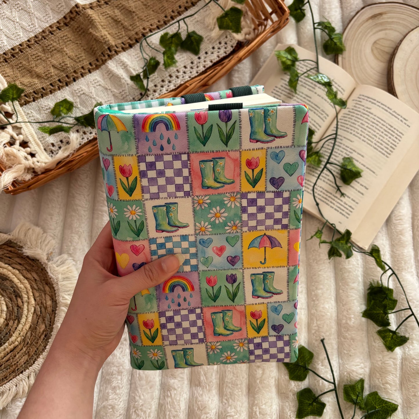 Funda ajustable corazones de Abril impermeable