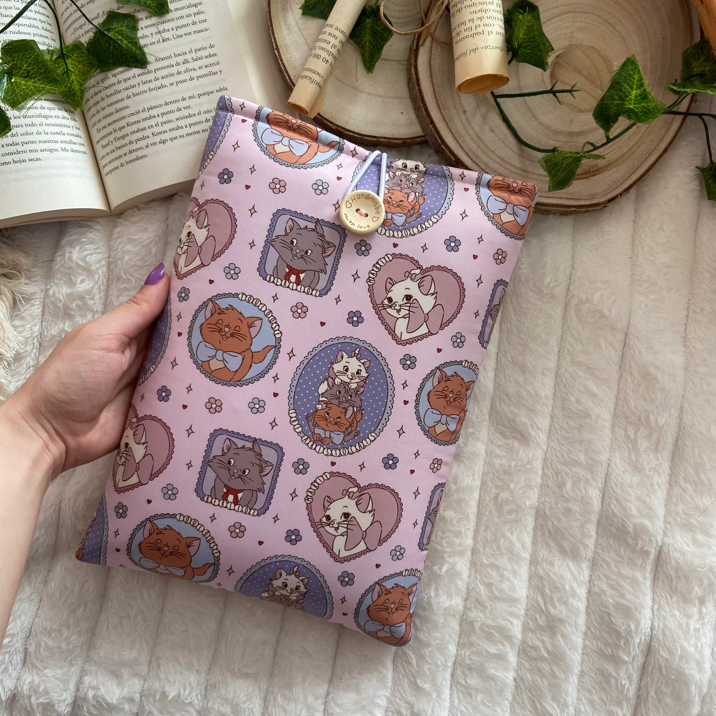 Funda literaria cute Aristogatos