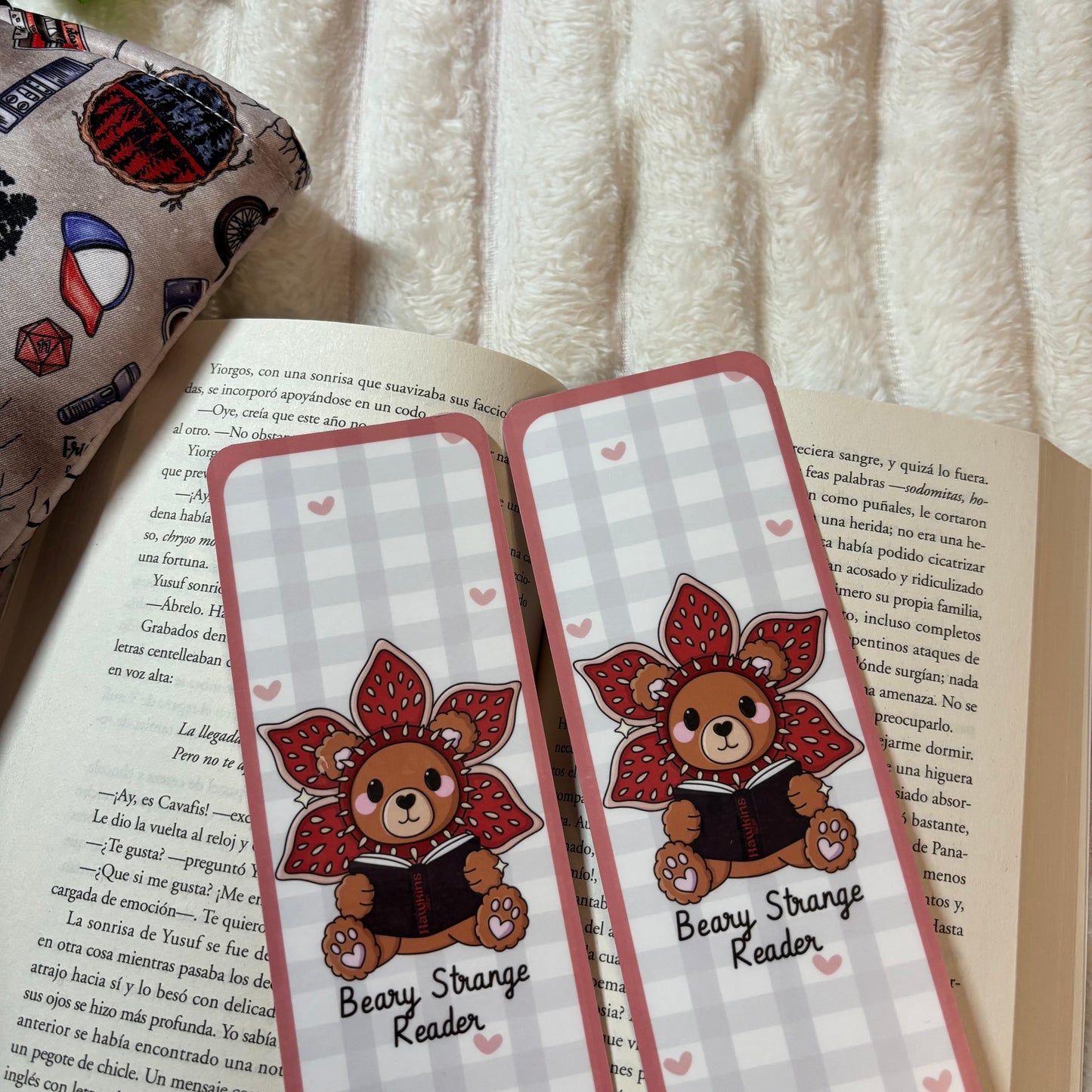 Marcapáginas Beary Strange Reader