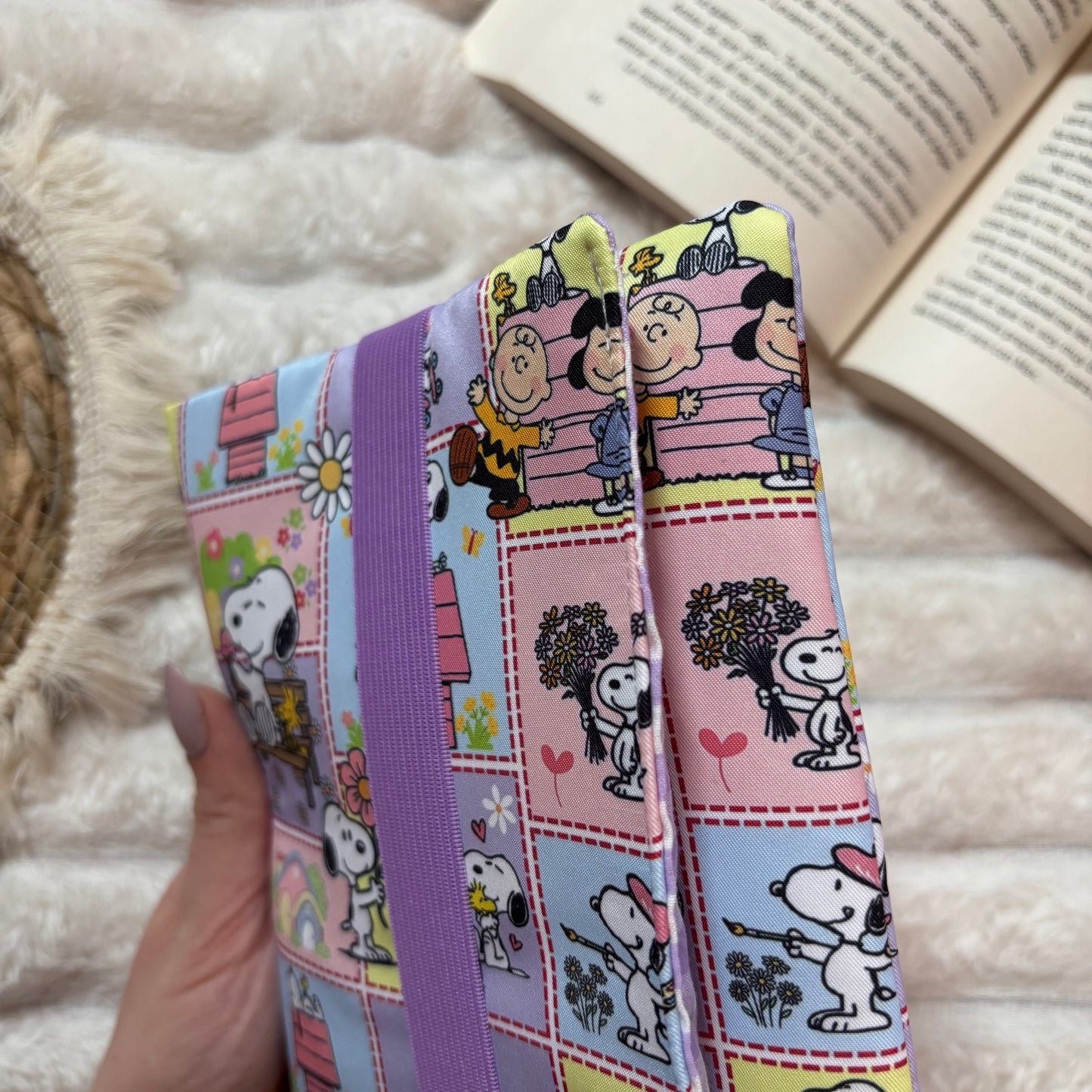Funda de solapas para ebook Snoopy en la vida
