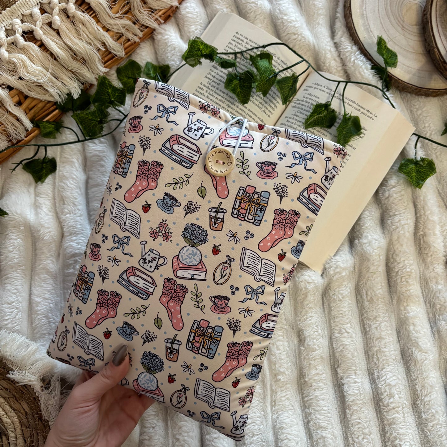 Funda literaria spring is coming