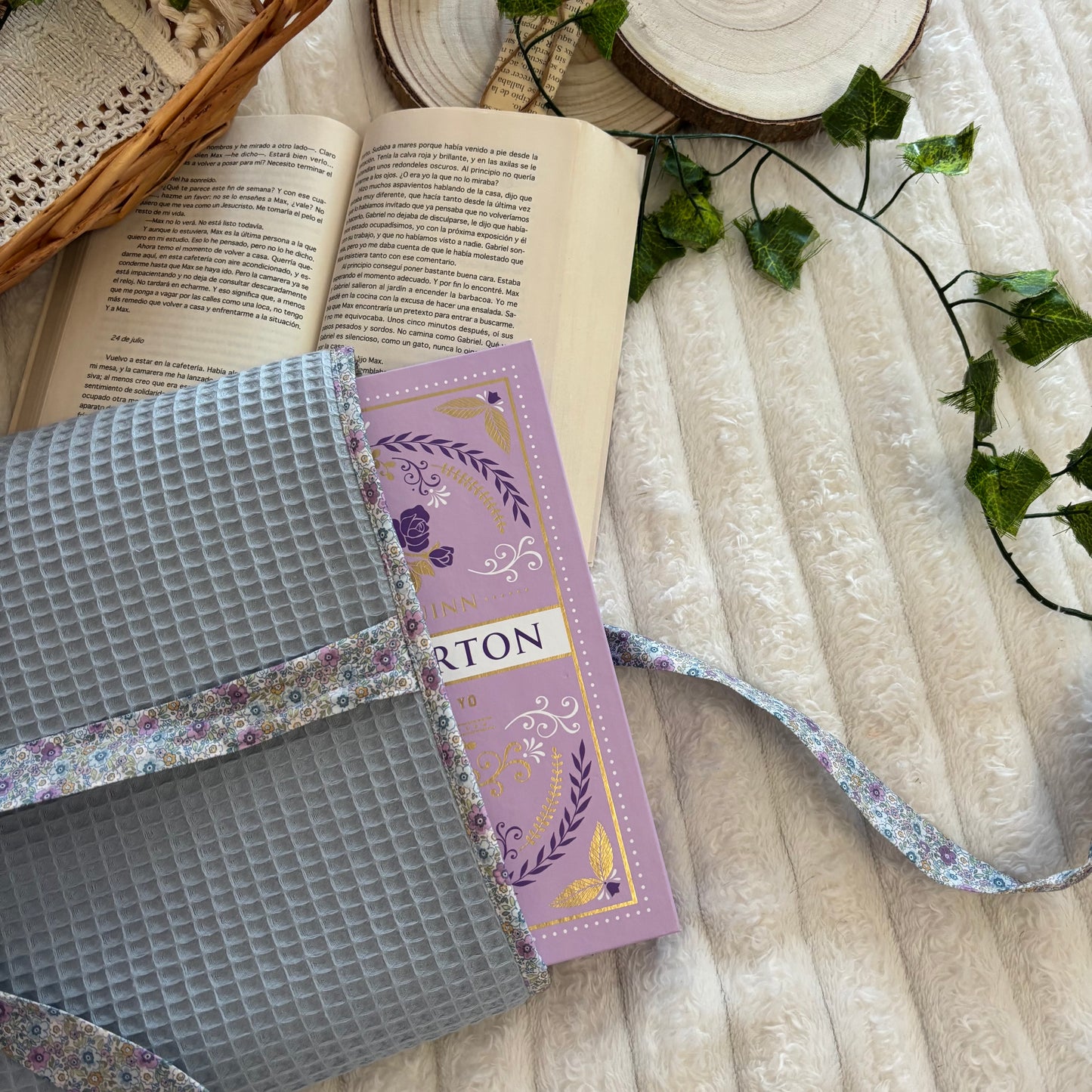 Funda literaria Aura