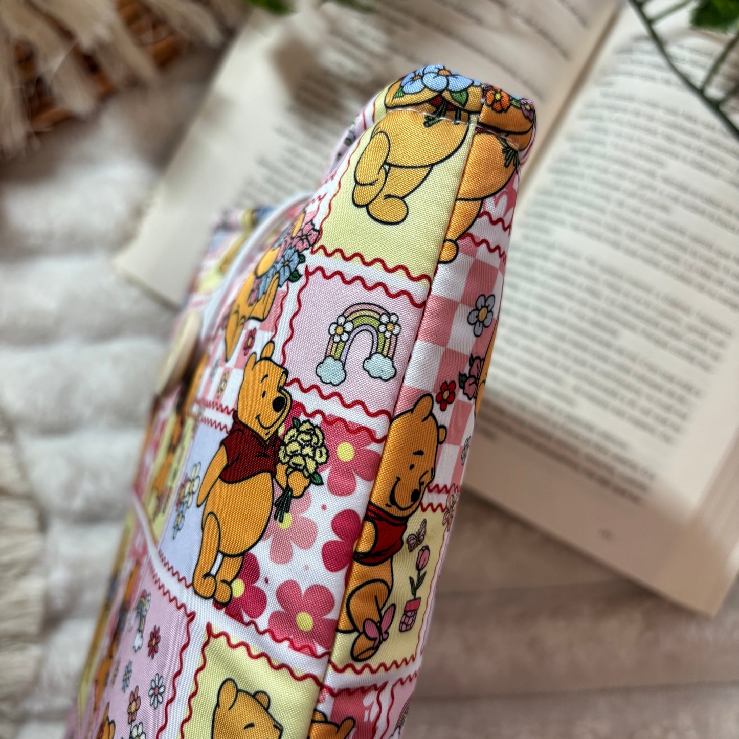 Funda literaria collage Winnie