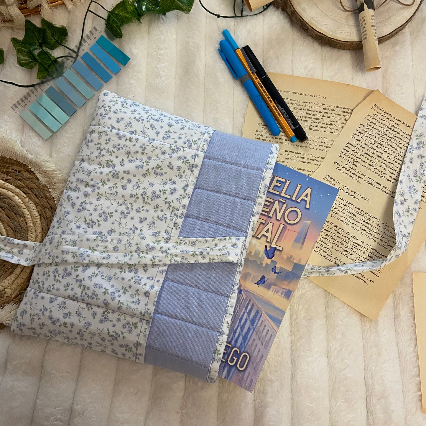 Funda literaria Bloom acolchada con bolsillos