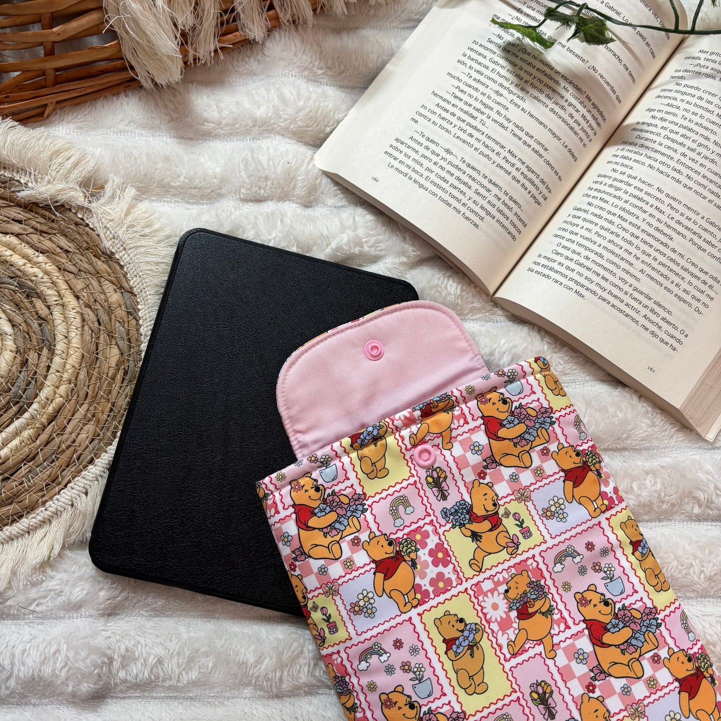 Funda kindle/kobo libra colour collage Winnie