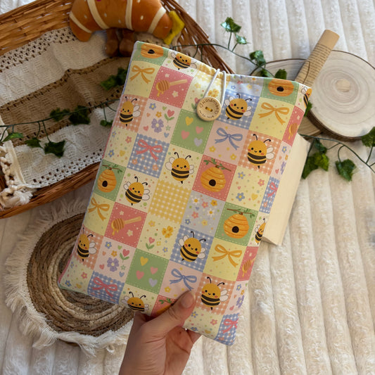 Funda literaria abejitas