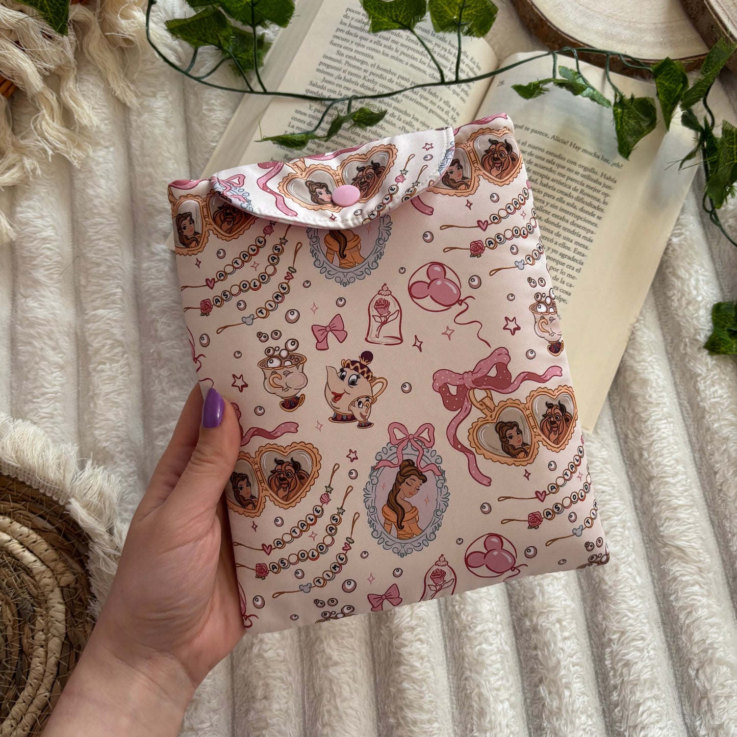 Funda kindle/kobo libra colour Tale as old as time Bella y Bestia