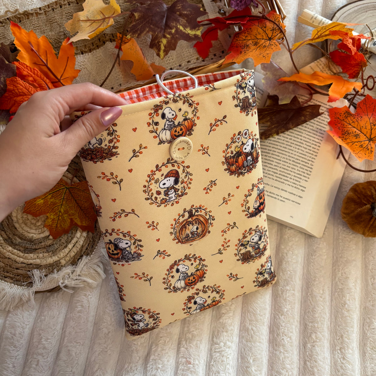 Funda literaria Hello autumn Snoopy impermeable