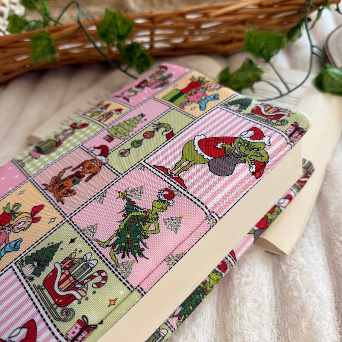 Funda ajustable Grinch impermeable