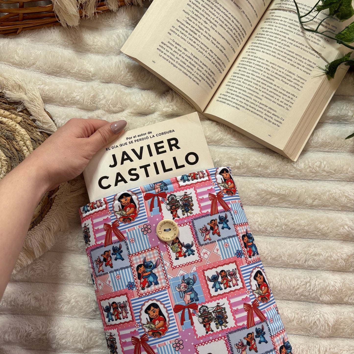 Funda literaria Lilo, Stitch y Angel