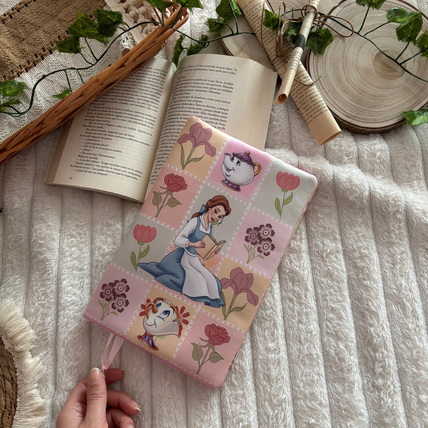 Funda ajustable Bella en primavera
