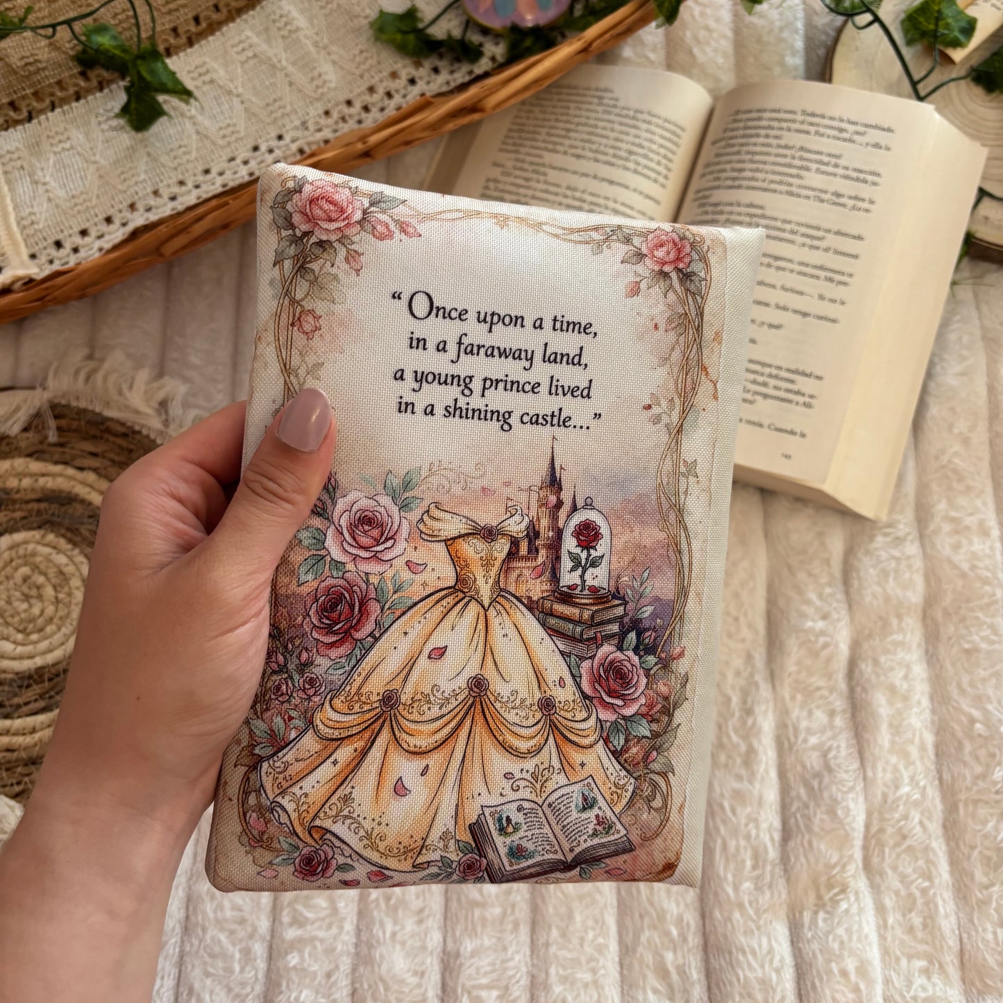 Funda de solapas para ebook érase una vez Bella y Bestia impermeable