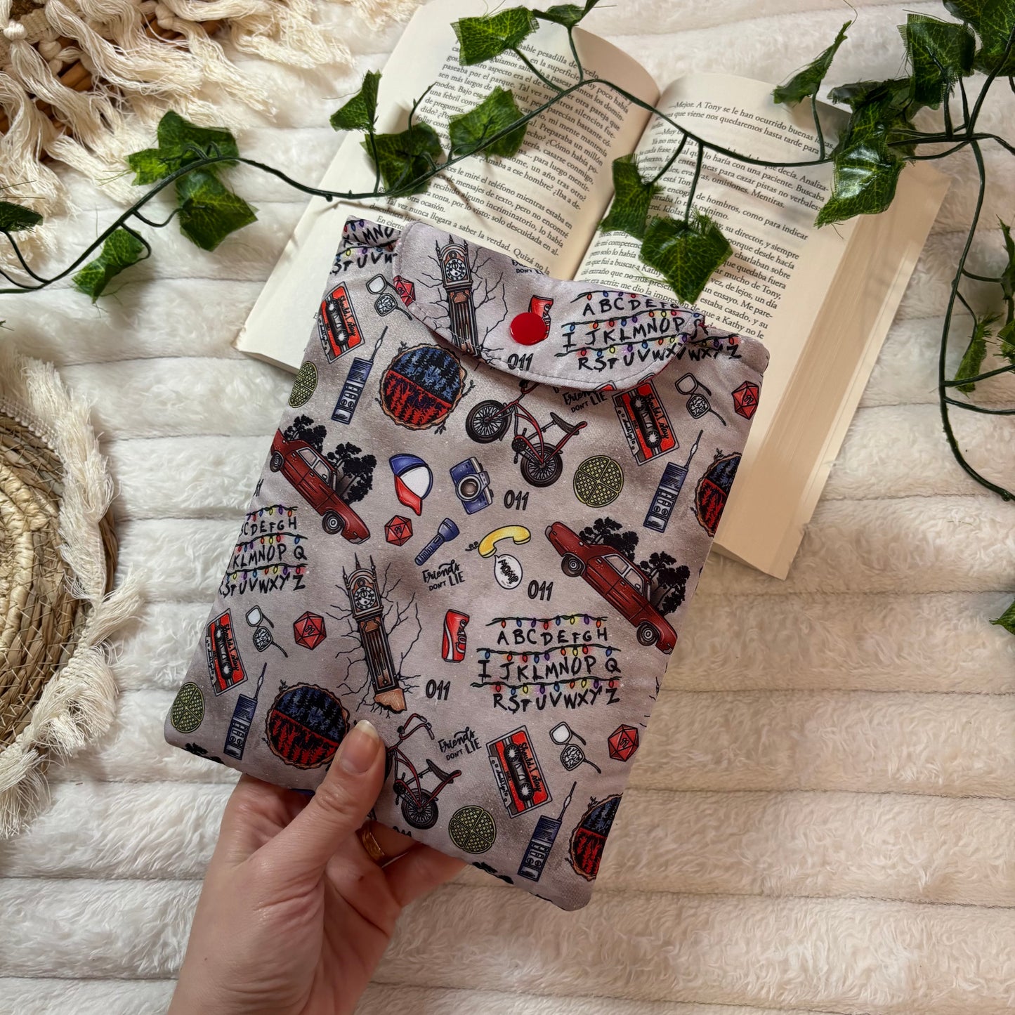 Funda kindle/kobo libra colour Stranger things