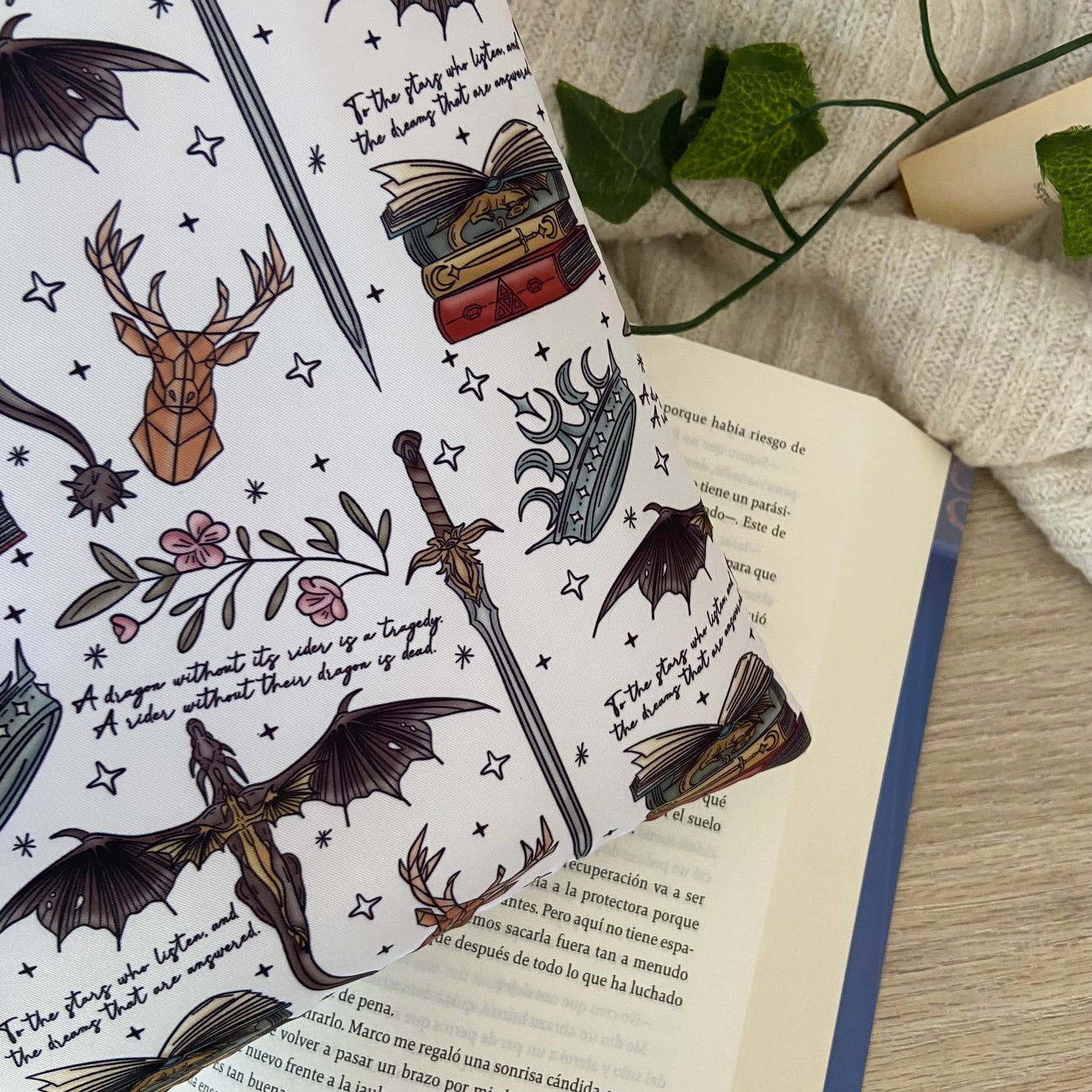 Funda literaria Fourth wing + Velaris