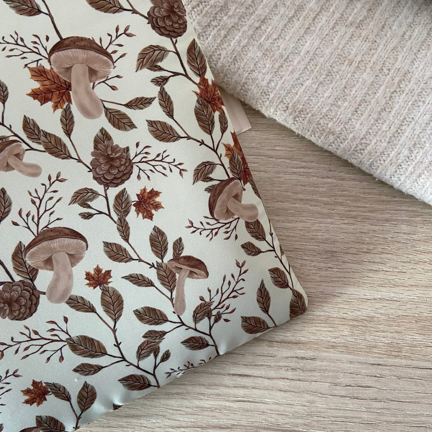 Funda literaria setas en otoño